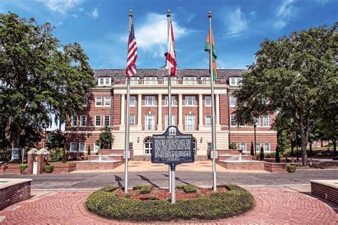 Fam university - About myFAMU. Florida Agricultural and Mechanical University was founded as the State Normal College for Colored Students, and on October 3, 1887, it began classes with …